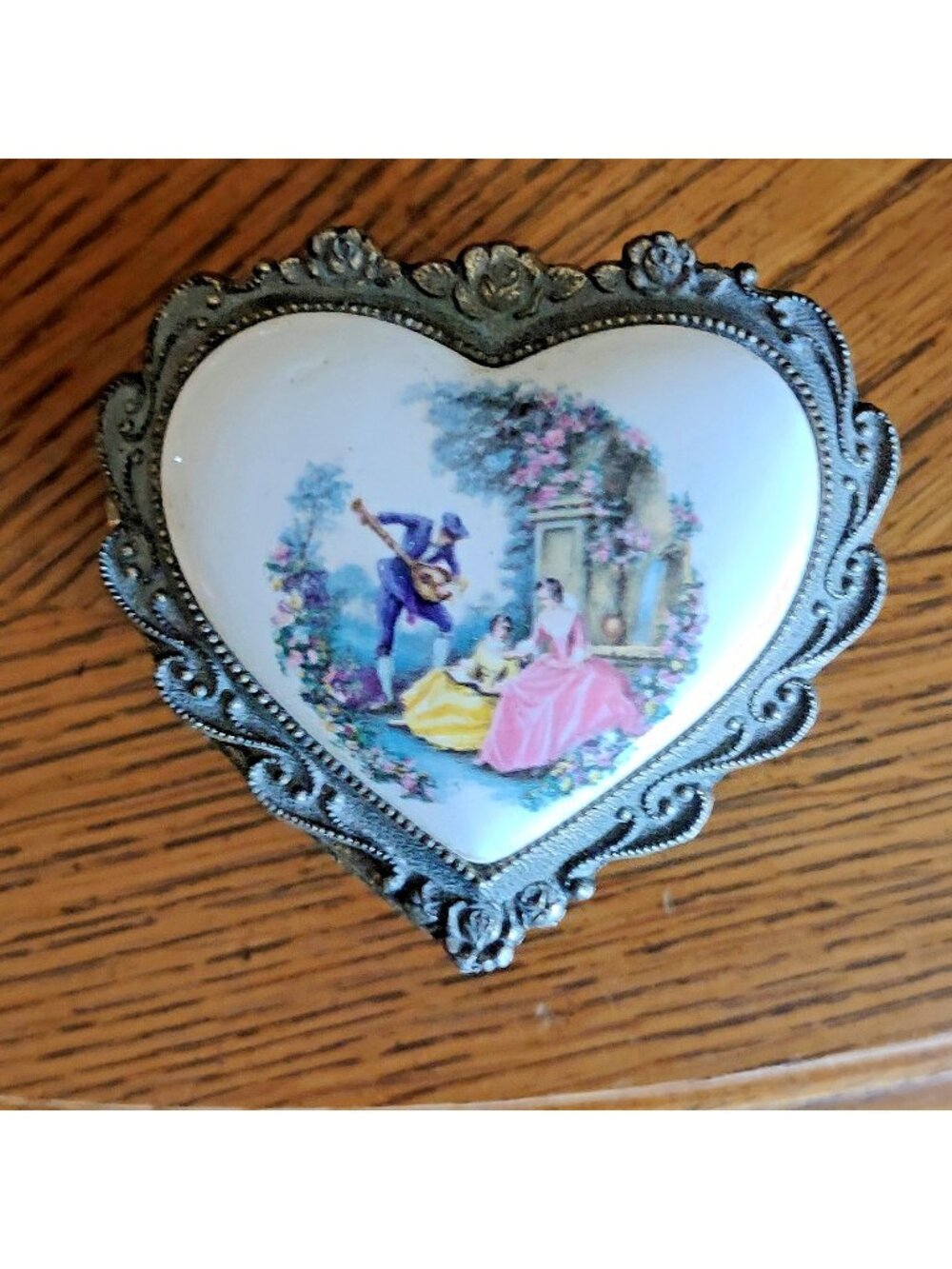 Vintage Japan Metal Heart Music Box Porcelain Courting Scene Fragonard